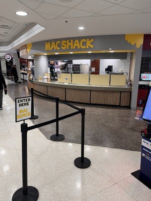 Reitz Union Food Court by null