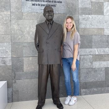 Harry S. Truman Library & Museum - Statue - Libraries Near Me - Independence, Missouri