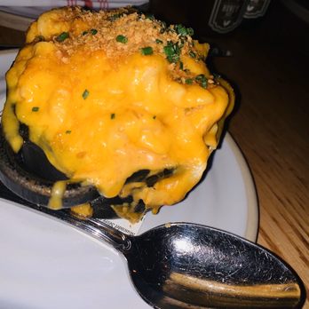 Yardbird Table & Bar - Macaroni & Cheese - Southern Near Me - Miami Beach, Florida Yardbird Table & Bar - Macaroni & Cheese - Southern Near Me - Miami Beach, Florida