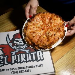 La mejor pizza cubana en el pirata