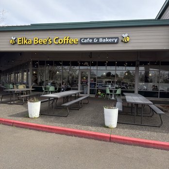 Elka Bee's Coffee Haus - Coffee & Tea Near Me - Wilsonville, Oregon