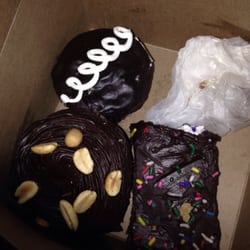 Cupcakes were good too, was passing by yesterday so stopped in again
