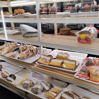 Cafe Du Parquet - Baked goods - Italian Near Me - Montreal, Quebec