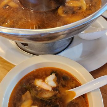 Mix Bowl Cafe - Tom Yum Goong with Shrimp - Thai Near Me - Pomona, California Mix Bowl Cafe - Tom Yum Goong with Shrimp - Thai Near Me - Pomona, California