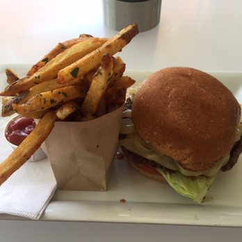 Burger Lounge - Lounge burger with regular fries - Burgers Near Me - Beverly Hills, California Burger Lounge - Lounge burger with regular fries - Burgers Near Me - Beverly Hills, California