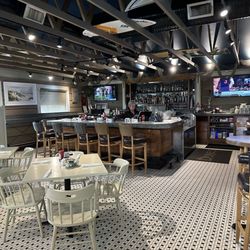 The Dunes Restaurant - Nice size bar area.