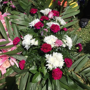 Magnolia Flowers - Florists Near Me - Riverside, California Magnolia Flowers - Florists Near Me - Riverside, California