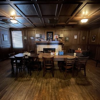 McNellie's South City - Semi-Private Dining Area - Irish Near Me - Tulsa, Oklahoma McNellie's South City - Semi-Private Dining Area - Irish Near Me - Tulsa, Oklahoma