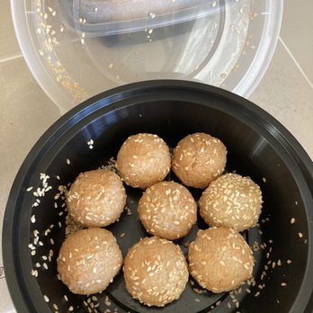 Skyview Noodle & Tea - Fried Sesame Balls with red bean - Noodles Near Me - Pittsburg, California Skyview Noodle & Tea - Fried Sesame Balls with red bean - Noodles Near Me - Pittsburg, California