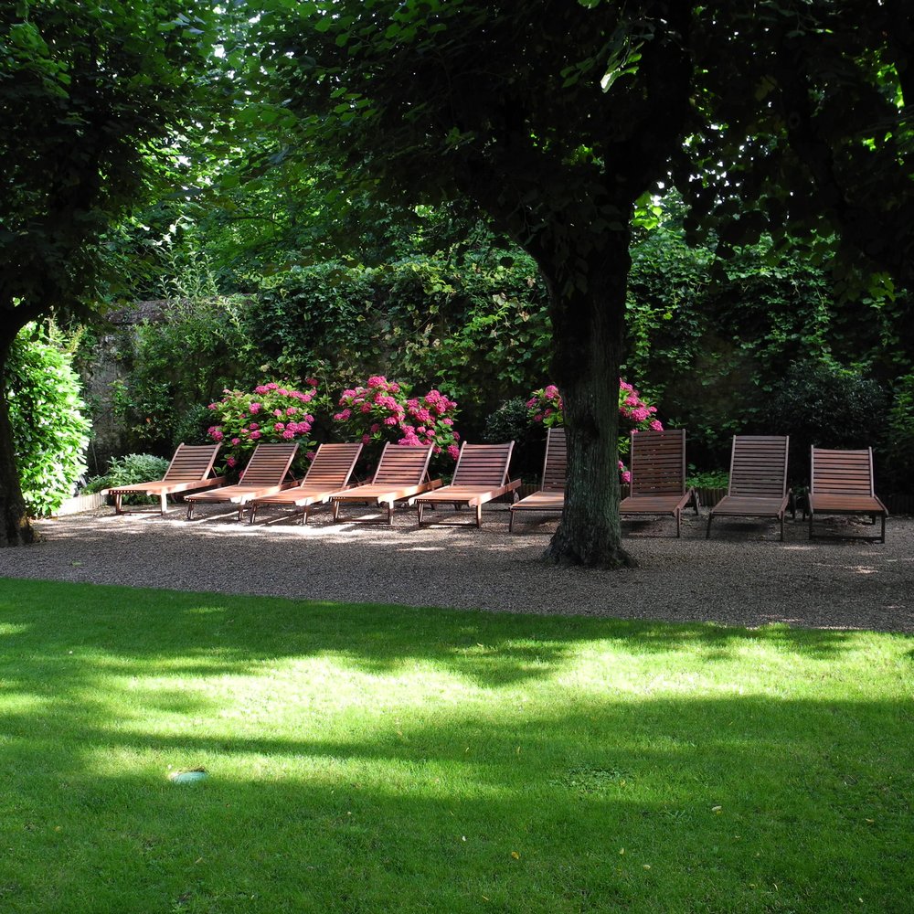 Le Clos d'Amboise - Pool Area - Hotels Near Me - Amboise, 37 Le Clos d'Amboise - Pool Area - Hotels Near Me - Amboise, 37