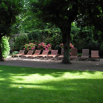 Le Clos d'Amboise - Pool Area - Hotels Near Me - Amboise, 37