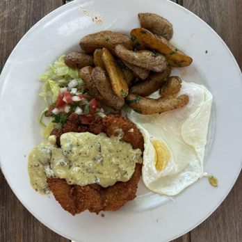 Local Table - Crispy Chicken & Eggs - New American Near Me - Cypress, Texas