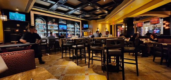 Grand Lux Cafe by null
