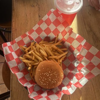 Lion's Choice - Wentzville - Roast beef with "large" fry - American Near Me - Wentzville, Missouri Lion's Choice - Wentzville - Roast beef with "large" fry - American Near Me - Wentzville, Missouri