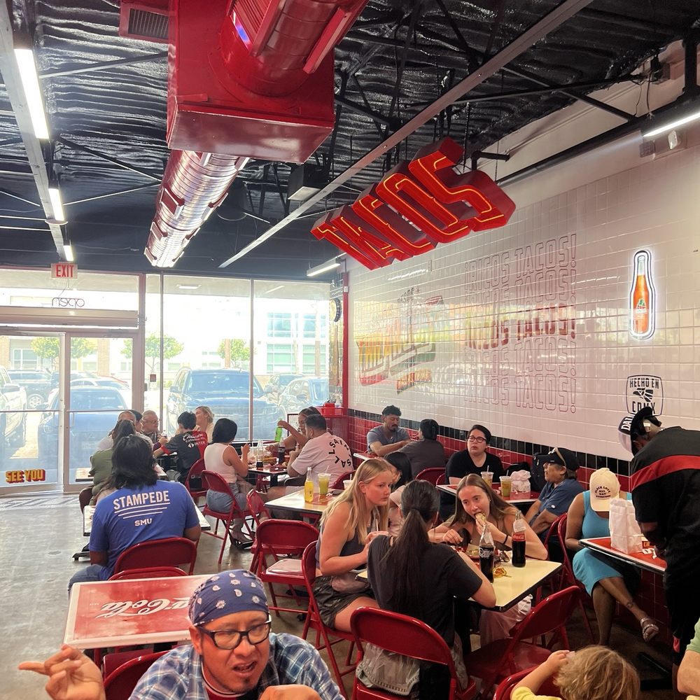 Chilangos Tacos - Dallas - Inside - Tacos Near Me - Dallas, Texas