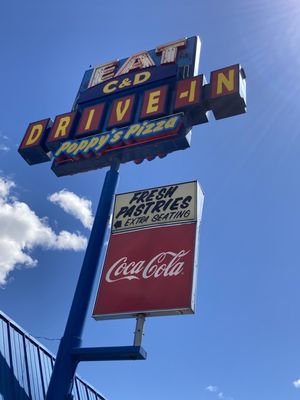 C & D Drive-In by null