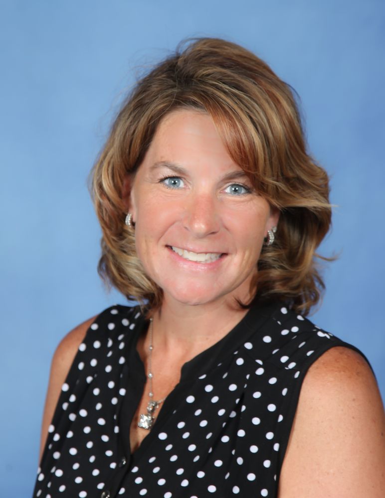 HEIDI CARVER STELLAR REALTY NW Updated August 2024 120 E Hurlburt