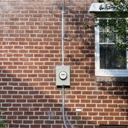 Fuse Electric - Upgraded from 100 amps to 200 amps service prior to new code update