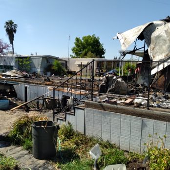 Jays Dump and Clean Ups - Burned down mobile home - Junk Removal & Hauling Near Me - Merced, California Jays Dump and Clean Ups - Burned down mobile home - Junk Removal & Hauling Near Me - Merced, California