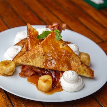 Daddy O - Weekend Brunch - New American Near Me - Brant Beach, New Jersey