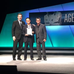 OrthoWorks - Hercules - 2014: Dr. Shen recieves Lifetime Achievement Award at Invisalign Summit Meeting in Las Vegas