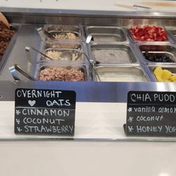 Earth Bowl Superfoods - More toppings