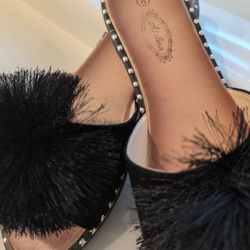 Revenge Boutique - The most adorable slip ons!