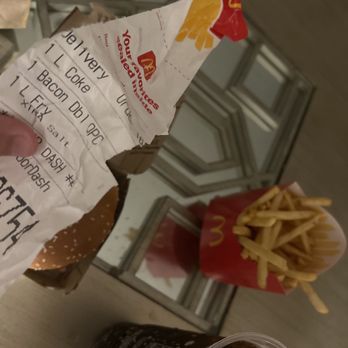 McDonald's - Medium fries not extra salt and it said large fry with extra salt on the receipt. - Coffee & Tea Near Me - Newburyport, Massachusetts McDonald's - Medium fries not extra salt and it said large fry with extra salt on the receipt. - Coffee & Tea Near Me - Newburyport, Massachusetts