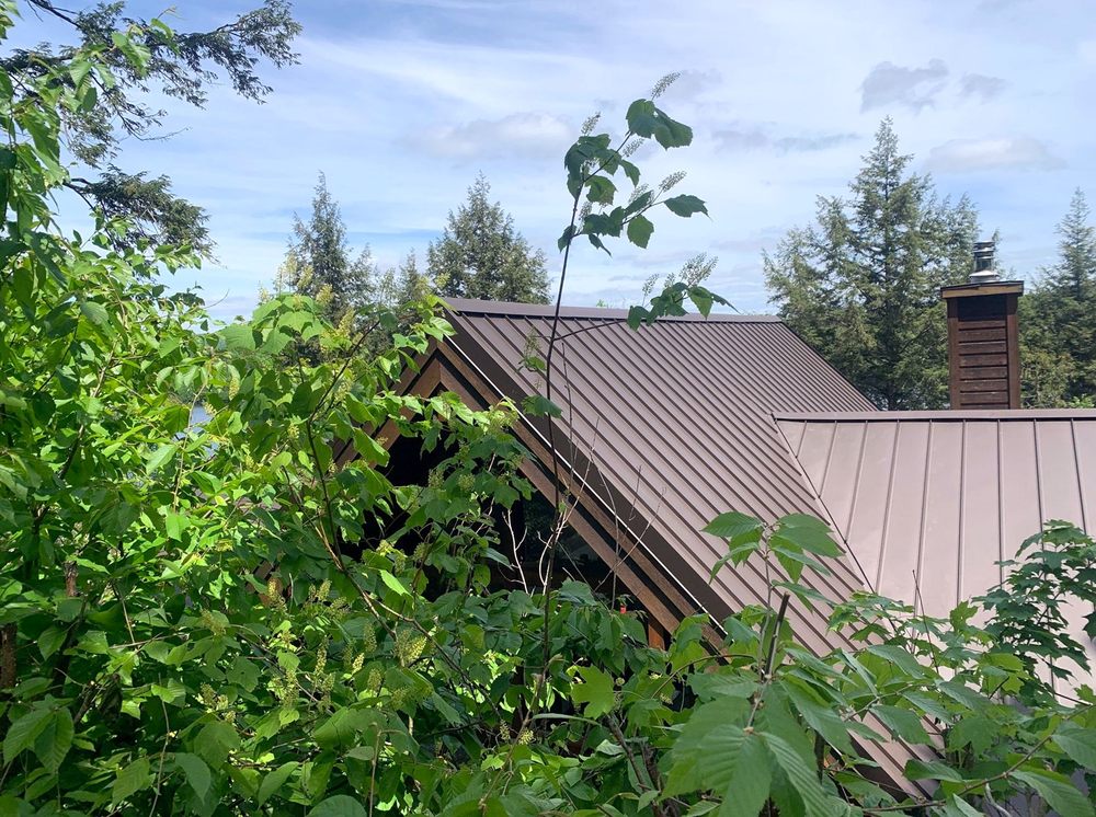 Slide of Robla Roofing