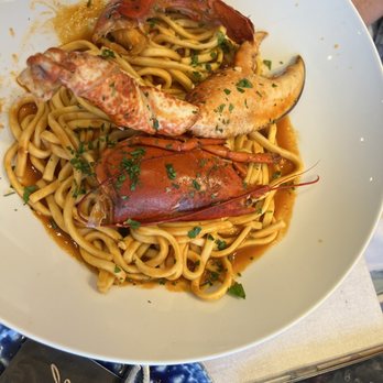 Le Galet - Lobster pasta. Had to crack the claw and pull the meat out. - Seafood Near Me - Nice, 06