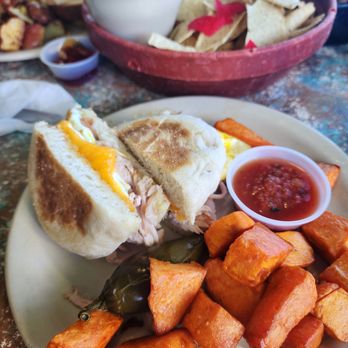 Café Brazil - Breakfast & Brunch Near Me - Dallas, Texas