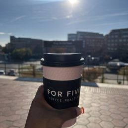 Hot Oatmilk Dona Chai Latte- 3/10 Hot Oatmilk Dona Chai Latte- 3/10