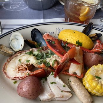 Harbor House - New England Lobster Shrimp Clam Pot (Newport, RI) - Seafood Near Me - Milwaukee, Wisconsin