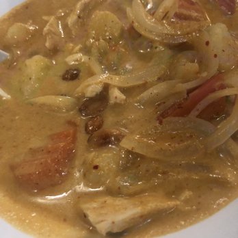 Cafe Chinois - Massaman curry with chicken - Asian Fusion Near Me - Wilmington, North Carolina