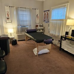 Stone Guardian Acupuncture - Treatment Room 2