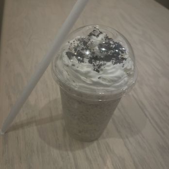 Hunny Bee’s - Milkshake cookies and cream!!!! - Fast Food Near Me - Dayton, Ohio Hunny Bee’s - Milkshake cookies and cream!!!! - Fast Food Near Me - Dayton, Ohio