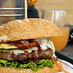 Flipside Burgers - Classic Burger w/ Swiss
