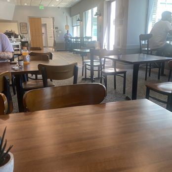 CRUST - Fresh Sourdough Deli - Lengthy view of inside dining. - Sandwiches Near Me - Pleasanton, California
