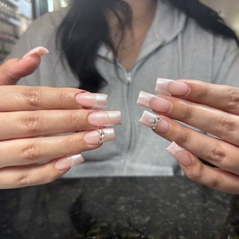 Polished Nail Spa - Nail Salons Near Me - Berkeley, California