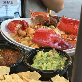 Badfins Food + Brew - Lobstah Mac & Cheese - New American Near Me - Clearwater, Florida