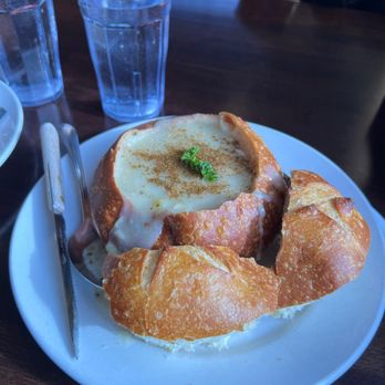Barbara's Fishtrap - Fresh Made Clam Chowder - Seafood Near Me - Half Moon Bay, California Barbara's Fishtrap - Fresh Made Clam Chowder - Seafood Near Me - Half Moon Bay, California