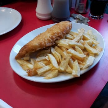 Castle Fish & Chip Shop - P E R F E C T ! ! - Fish & Chips Near Me - Criccieth, GWN Castle Fish & Chip Shop - P E R F E C T ! ! - Fish & Chips Near Me - Criccieth, GWN