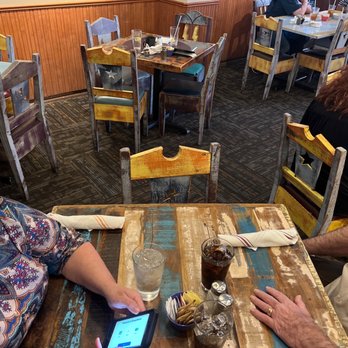 The Range Café - Waiting to munch a buncha lunch - Mexican Near Me - Bernalillo, New Mexico