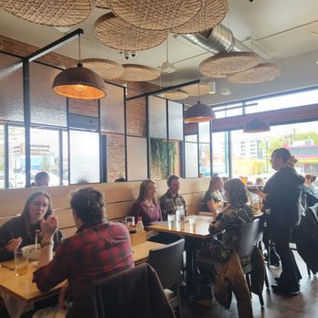 ZOMO Asian + American Eatery - Vietnamese Near Me - Englewood, Colorado