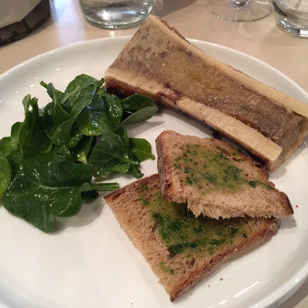 L'Epigramme - Bone marrow, garlic toast, salad - French Near Me - Paris, 75 L'Epigramme - Bone marrow, garlic toast, salad - French Near Me - Paris, 75