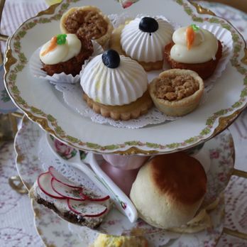 The Tea Cart - Royal Ascot - Tea Rooms Near Me - Berryville, Virginia