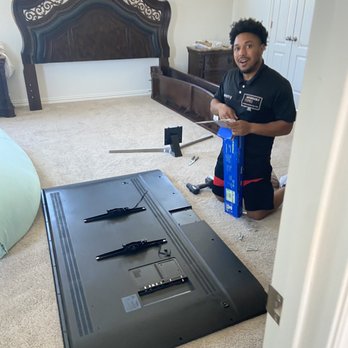 Affordable TV Pro - Jeremy is amazing! Professional, super fast and does polished work!! Mounted this 76 inch tv solo in 17 minutes flat!! Not one issue - Home Theatre Installation Near Me Affordable TV Pro - Jeremy is amazing! Professional, super fast and does polished work!! Mounted this 76 inch tv solo in 17 minutes flat!! Not one issue - Home Theatre Installation Near Me