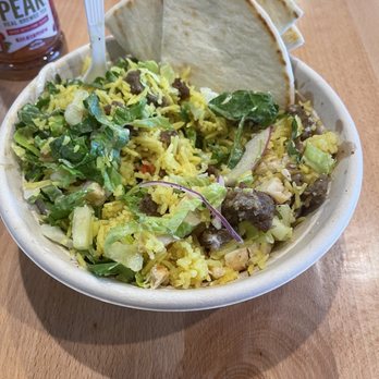 Urban Gyros - Chicken/ Combo Salad (Beef & Chicken) with Pita - Falafel Near Me - El Paso, Texas Urban Gyros - Chicken/ Combo Salad (Beef & Chicken) with Pita - Falafel Near Me - El Paso, Texas