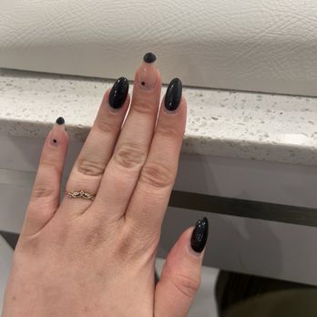 Diamond Nail Lounge - Second nail set after 2 1/2 weeks - Nail Salons Near Me - Gilbert, Arizona Diamond Nail Lounge - Second nail set after 2 1/2 weeks - Nail Salons Near Me - Gilbert, Arizona