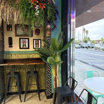 Pineapple Lagoon - Seating and front window - Ice Cream & Frozen Yogurt Near Me - Garden Grove, California Pineapple Lagoon - Seating and front window - Ice Cream & Frozen Yogurt Near Me - Garden Grove, California